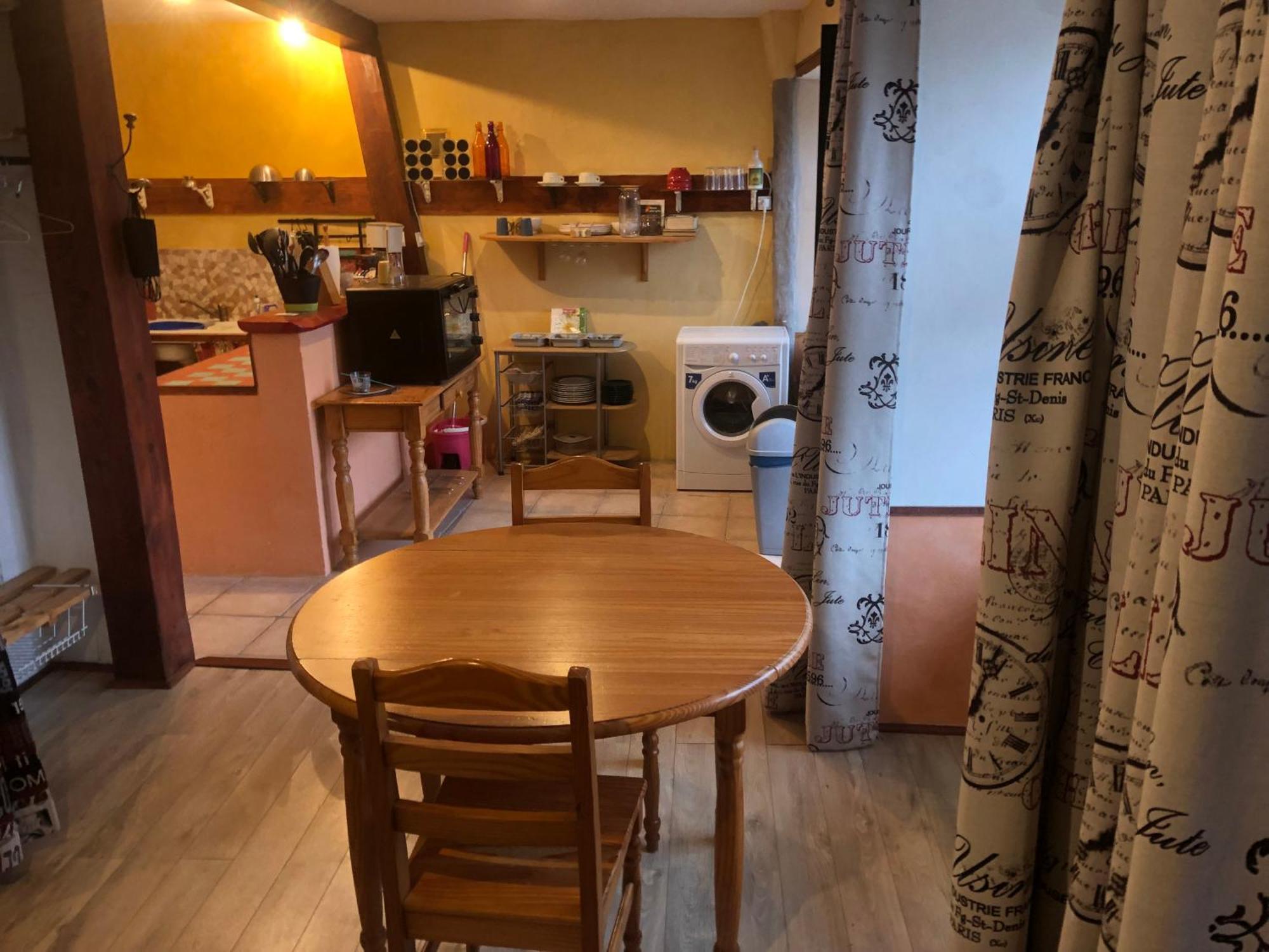Chez Steve And Son Apartment Goudet Bilik gambar